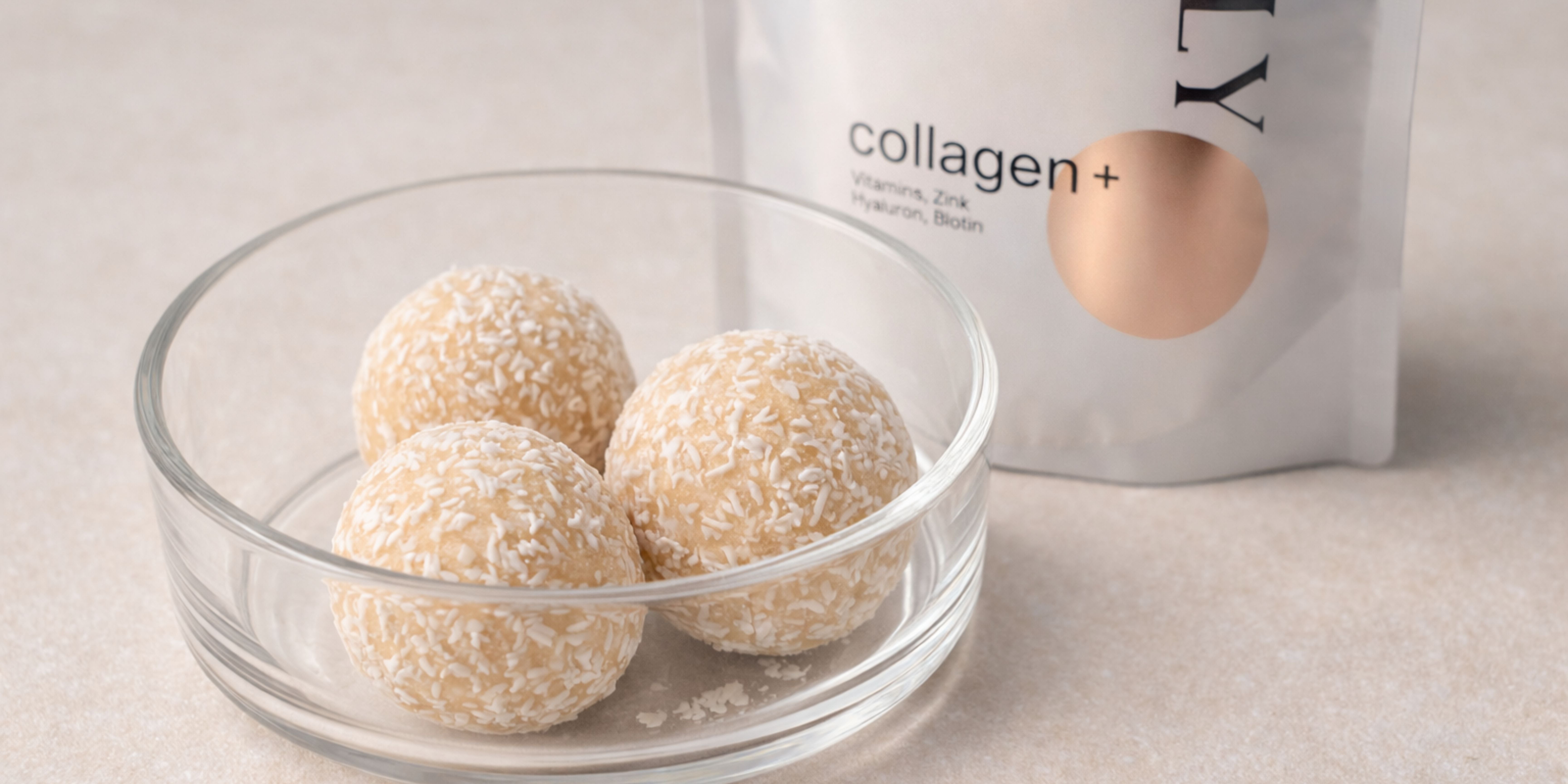Drei Energiebaellchen mit einer Packung LOOLY collagen+ Kollagen Pulver